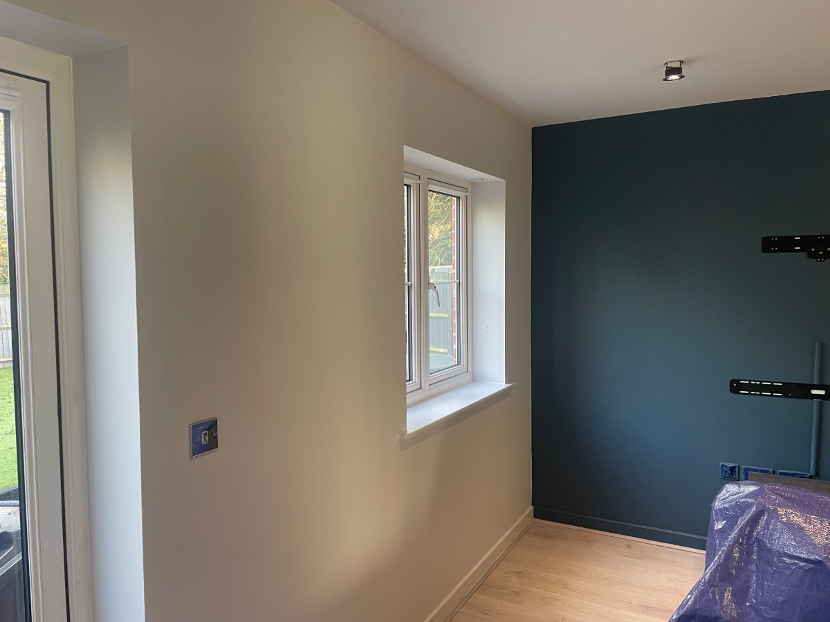 Painter and Decorator: Image 1